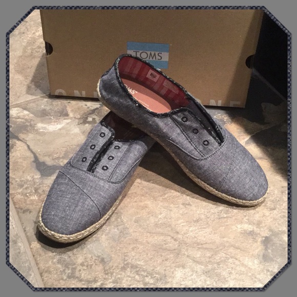 Toms Shoes - Tom’s Shoes